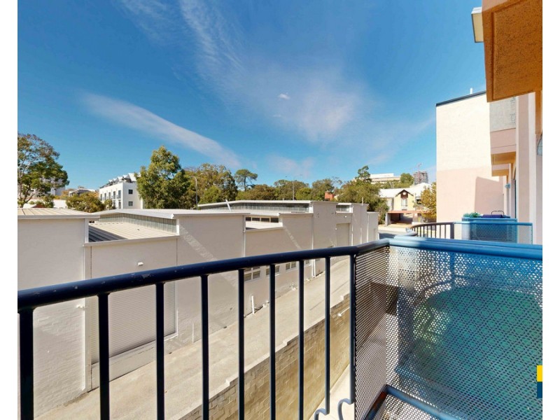29/11 Regal Place, East Perth WA 6004
