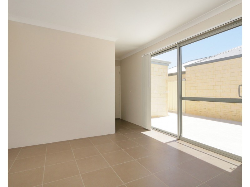 16 Buncrana View, Southern River WA 6110