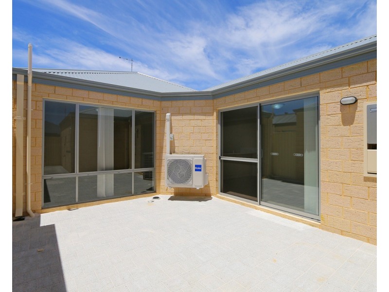 16 Buncrana View, Southern River WA 6110