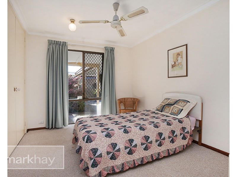 18 Ningaloo Way, Thornlie WA 6108