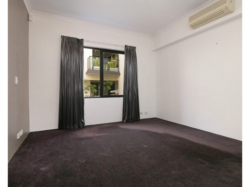 1/131 Royal Street, East Perth WA 6004