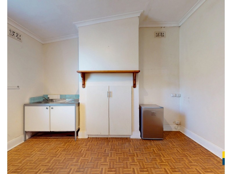 10 Abbotsford Road, West Leederville WA 6007