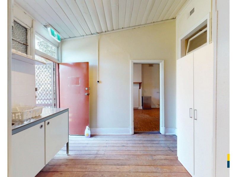 10 Abbotsford Road, West Leederville WA 6007