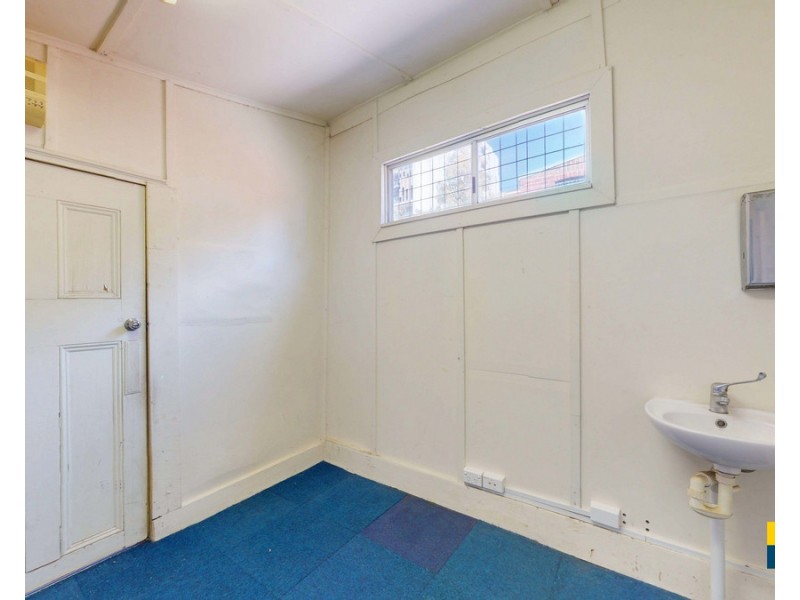 12 Abbotsford Road, West Leederville WA 6007