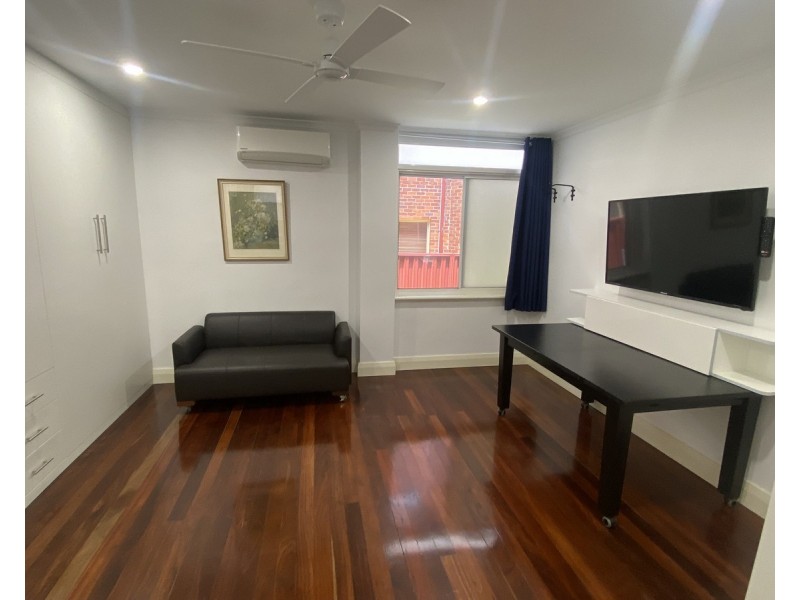 10/122 Terrace Road, Perth WA 6000