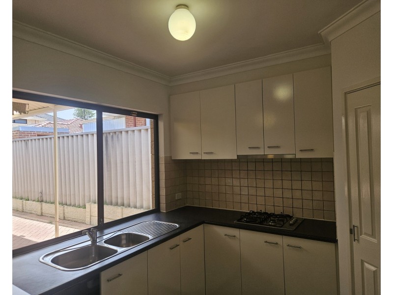 1C Hove Crt, Nollamara WA 6061