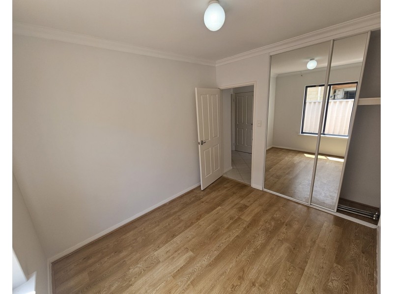 1C Hove Crt, Nollamara WA 6061