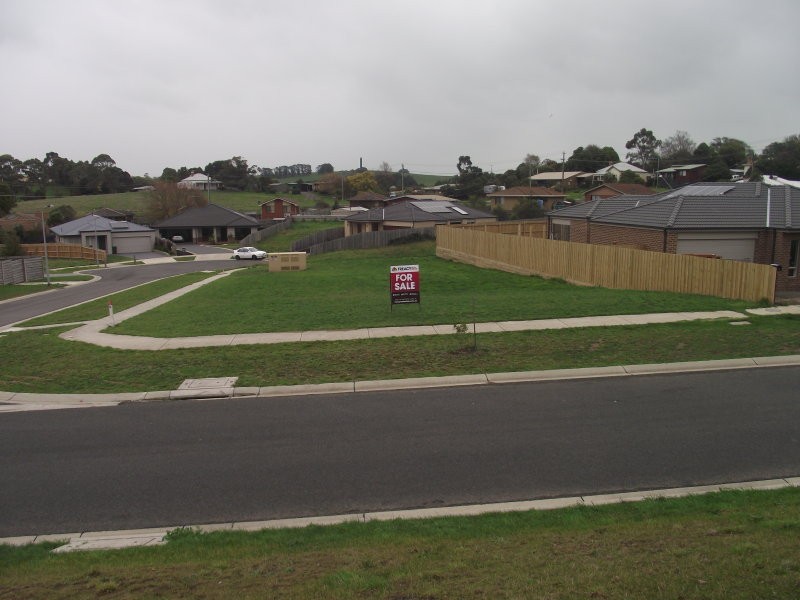 11 Riflebutts Road, Korumburra VIC 3950