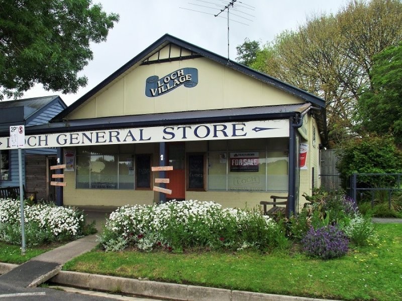 32 Victoria St, Loch VIC 3945