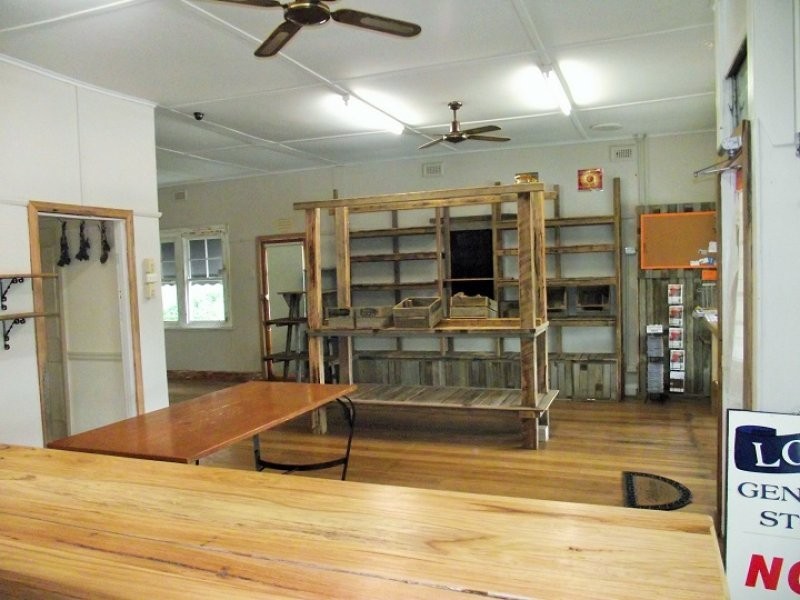 32 Victoria St, Loch VIC 3945