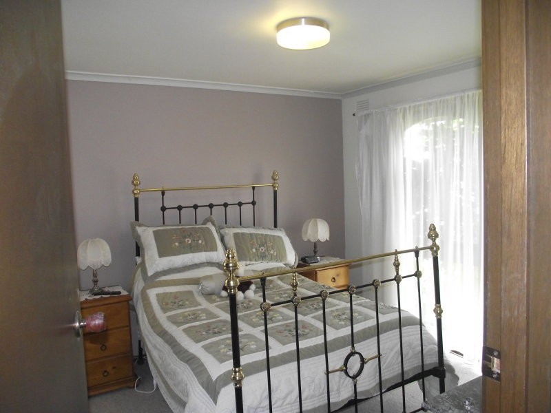 9 Mair Cres, Korumburra VIC 3950