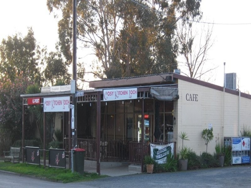 27 Victoria Rd, Loch VIC 3945