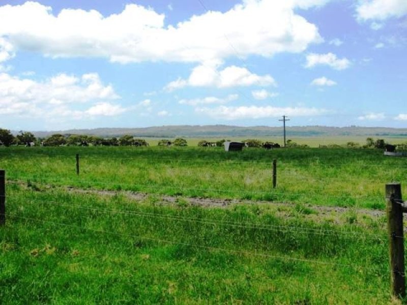 35 Pyles Road, Meeniyan VIC 3956