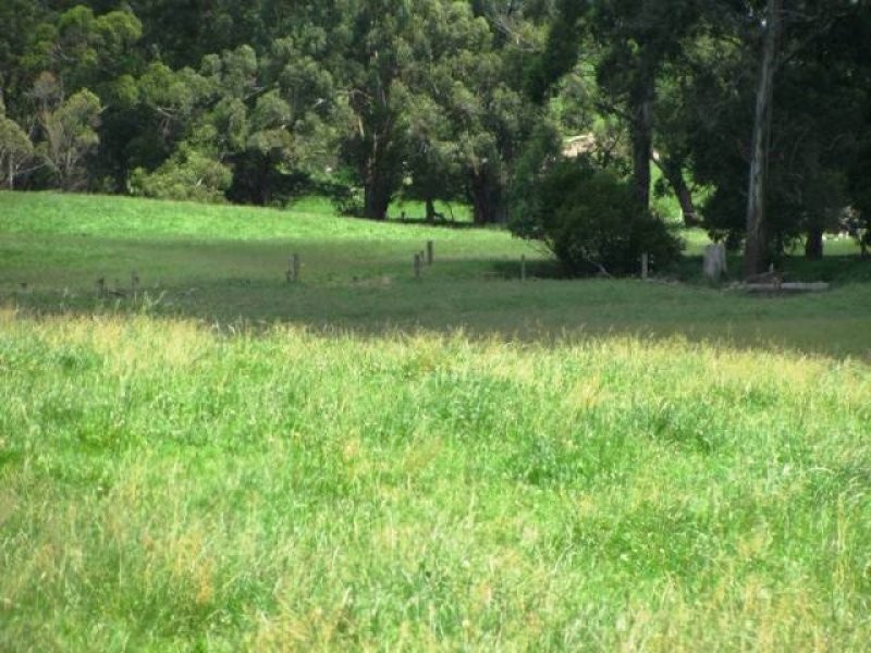 35 Pyles Road, Meeniyan VIC 3956