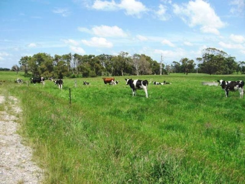 35 Pyles Road, Meeniyan VIC 3956