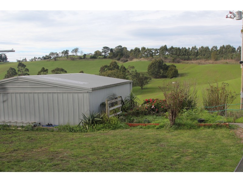 60 Bells Road, Loch VIC 3945