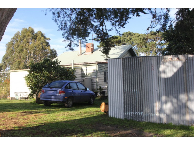 60 Bells Road, Loch VIC 3945