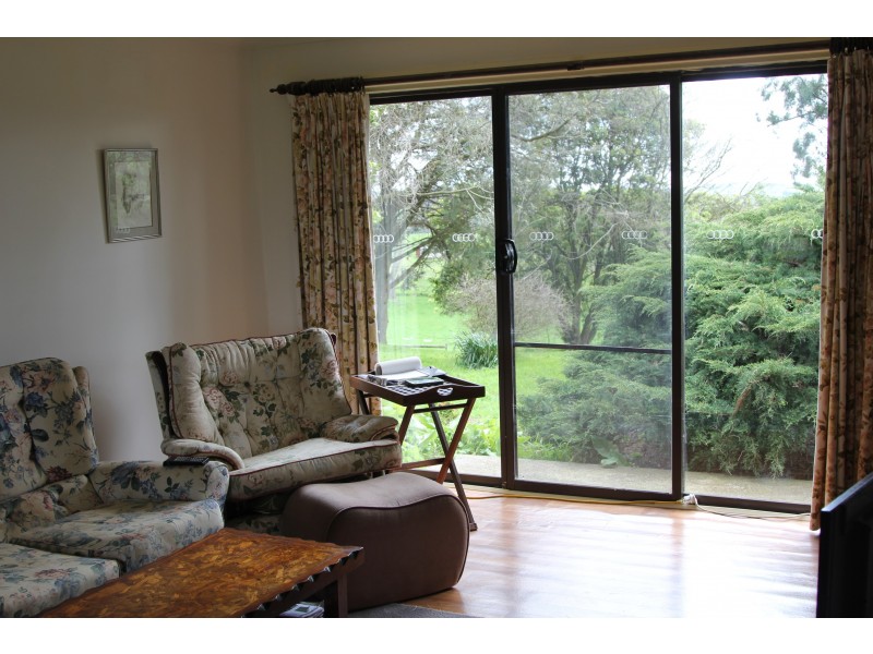 65 Korumburra-Bena Road, Korumburra VIC 3950