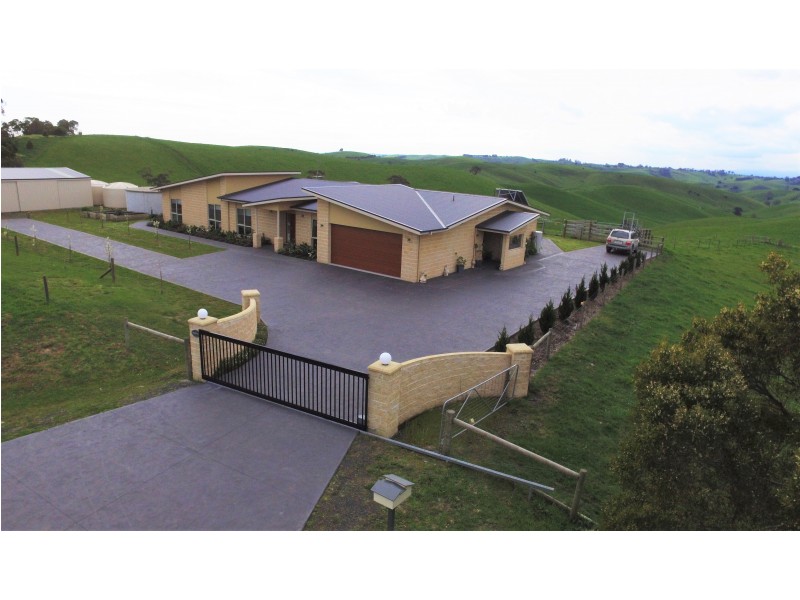 21 South Road, Loch VIC 3945