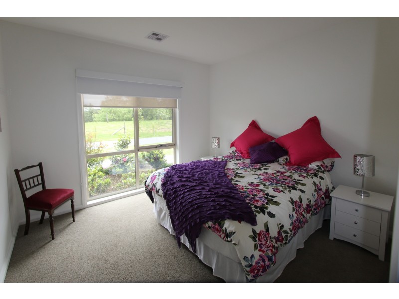 21 South Road, Loch VIC 3945