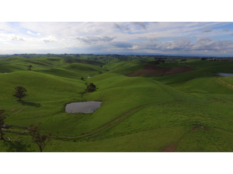 21 South Road, Loch VIC 3945