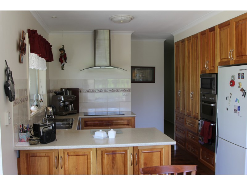 295 Gurdies St. Helliers Road, The Gurdies VIC 3984