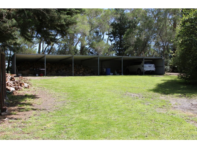 295 Gurdies St. Helliers Road, The Gurdies VIC 3984