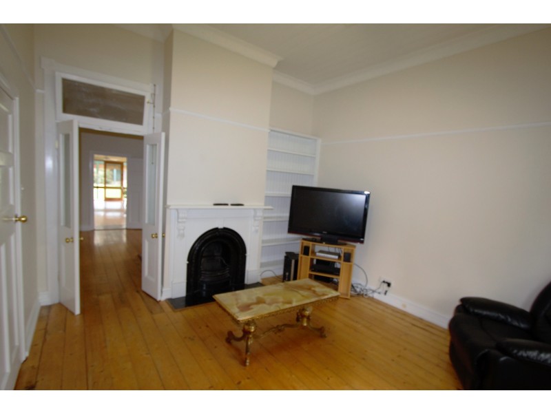 11 Gordon Street, Korumburra VIC 3950