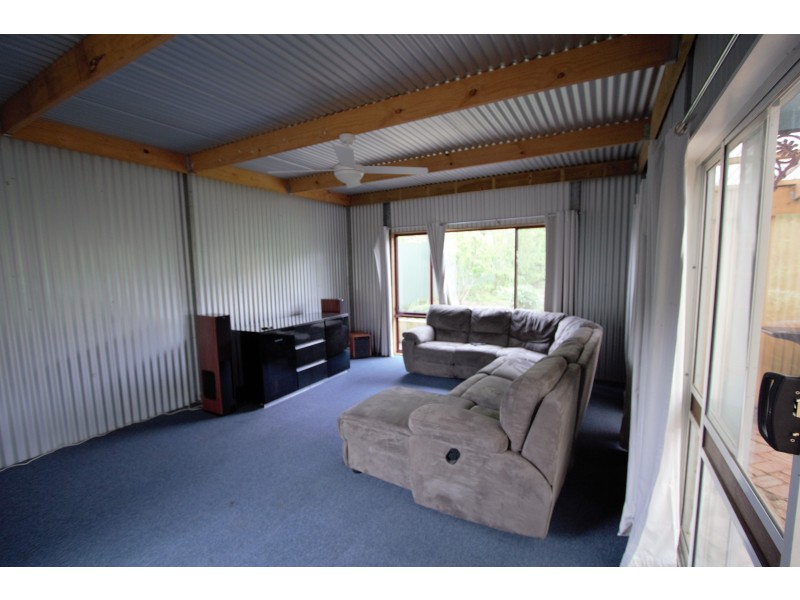 11 Gordon Street, Korumburra VIC 3950