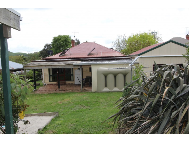 11 Gordon Street, Korumburra VIC 3950