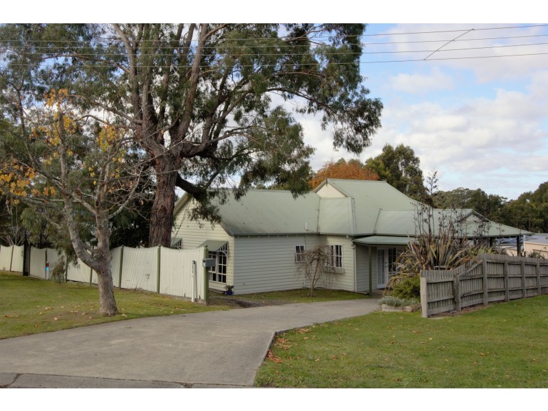 UNDER  CONTRACT, Korumburra VIC 3950