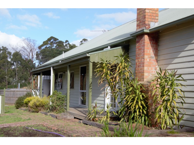UNDER  CONTRACT, Korumburra VIC 3950