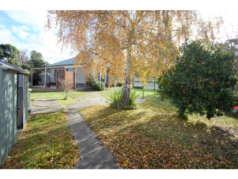 UNDER  CONTRACT, Korumburra VIC 3950