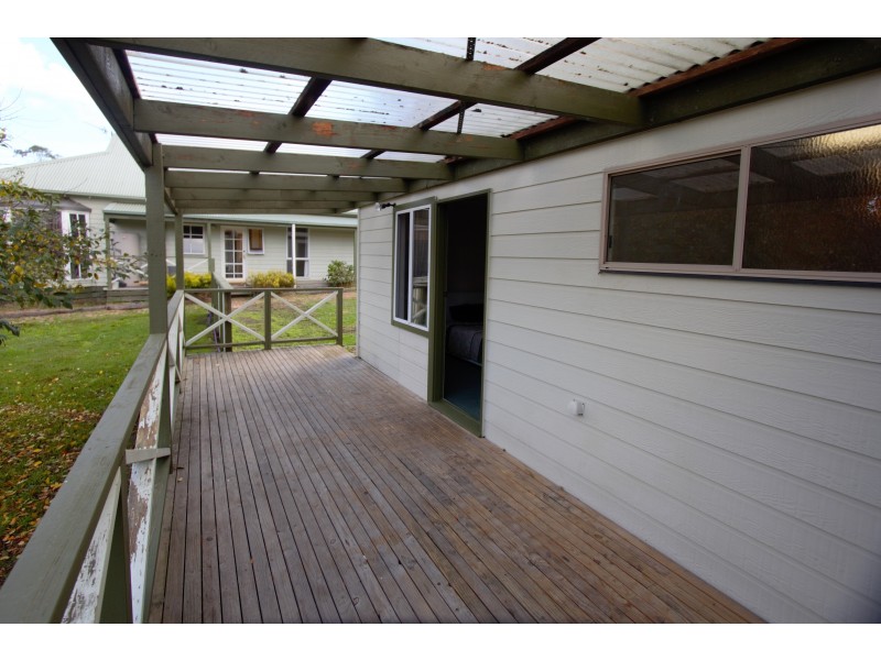UNDER  CONTRACT, Korumburra VIC 3950