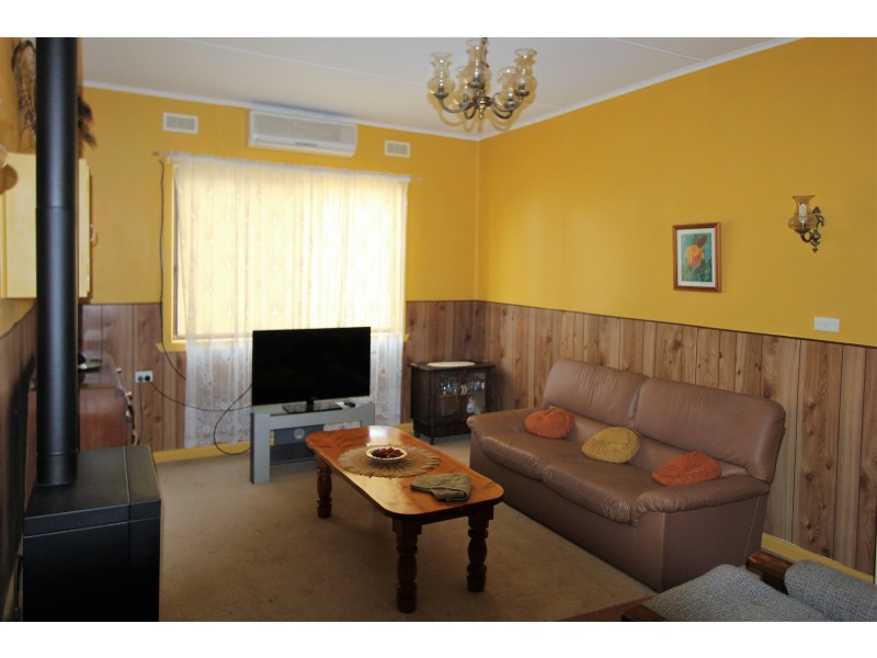 8 Walter Street, Korumburra VIC 3950