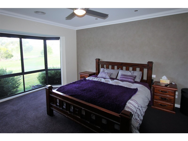 50  Ayrlie Park, Korumburra VIC 3950