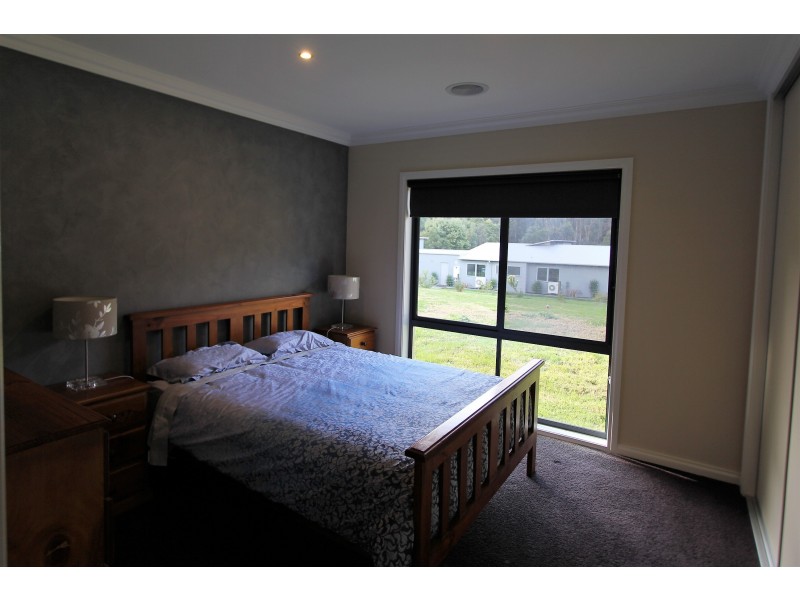 50  Ayrlie Park, Korumburra VIC 3950