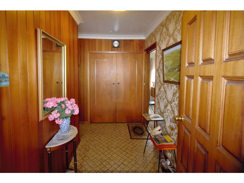 11 Clarence Street, Loch VIC 3945