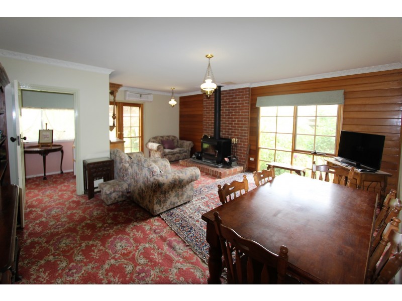 25 Sullivans Road, Korumburra VIC 3950