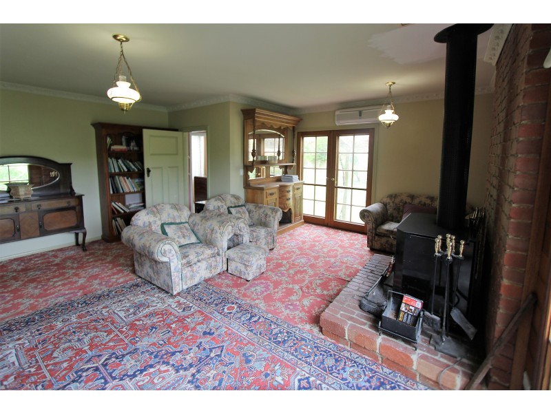 25 Sullivans Road, Korumburra VIC 3950