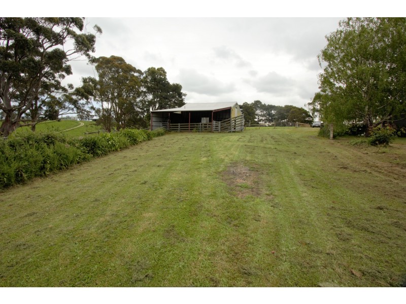 25 Sullivans Road, Korumburra VIC 3950