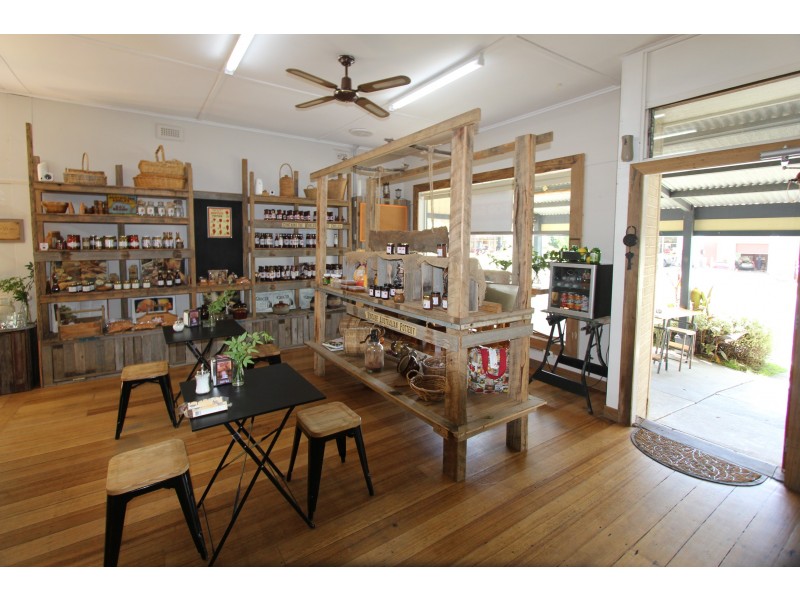32 Victoria Road, Loch VIC 3945