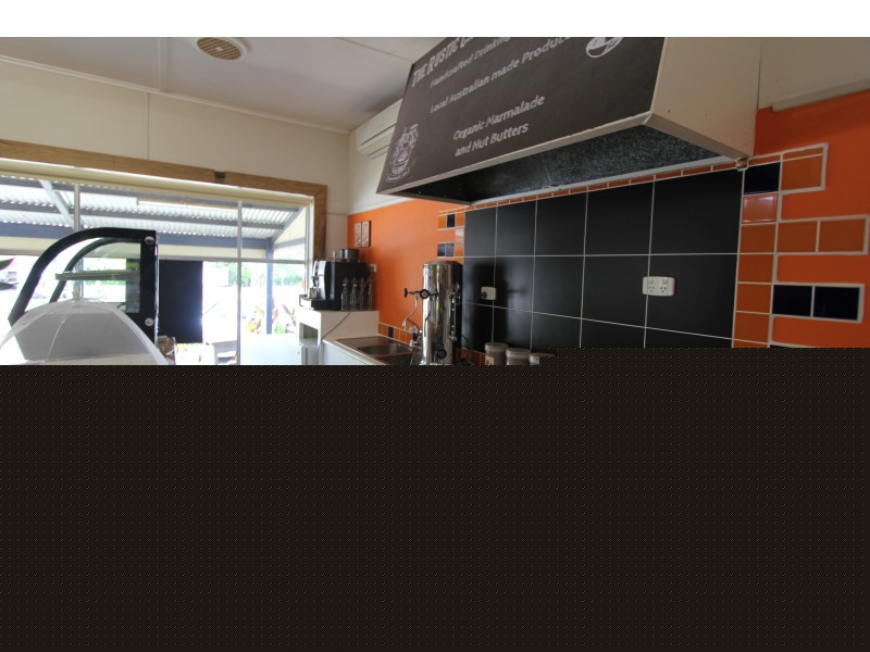 32 Victoria Road, Loch VIC 3945