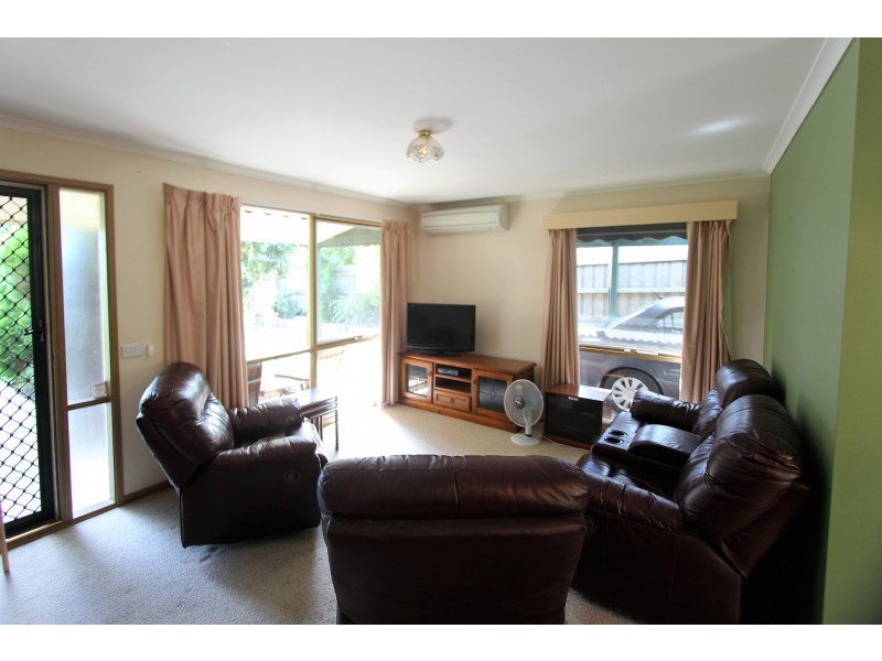 21 Queen Street, Loch VIC 3945