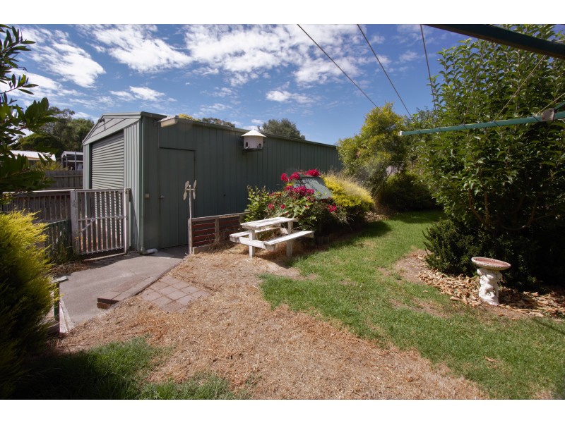 21 Queen Street, Loch VIC 3945