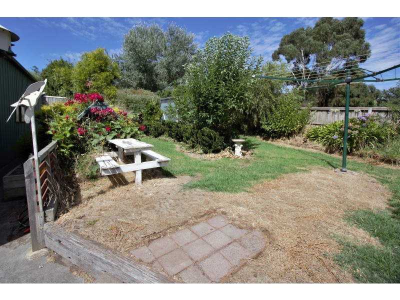 21 Queen Street, Loch VIC 3945