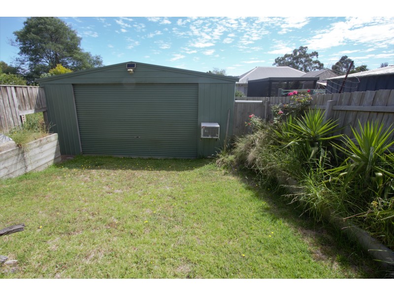 21 Queen Street, Loch VIC 3945