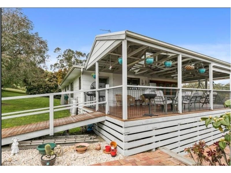 3 Edwards Street, Meeniyan VIC 3956