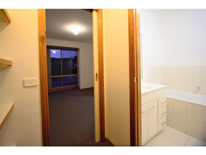 3/10 Woodford Place, Korumburra VIC 3950