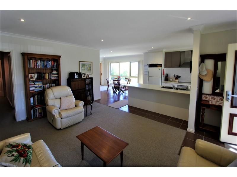 1/5 Queen Street,, Korumburra VIC 3950